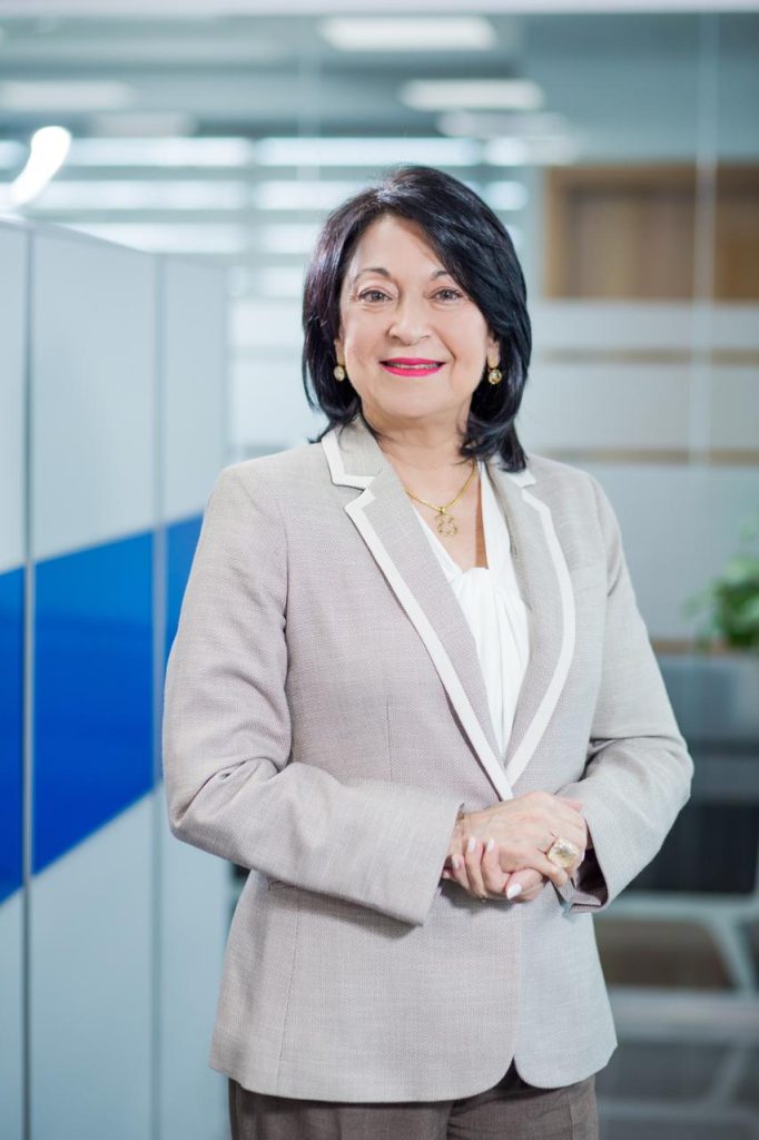 Rosa Rita Álvarez, Directora Ejecutiva